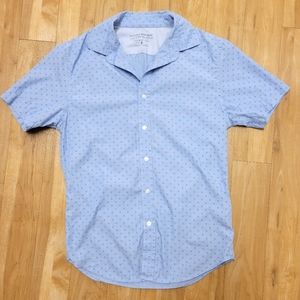 Banana Republic men's short sleeve button down